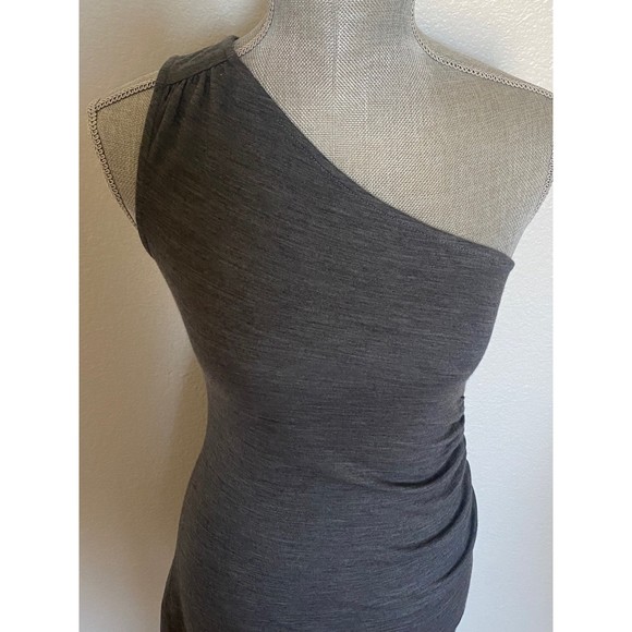 Banana republic one shoulder, Ruched side bodycon asymmetrical dress - Size 2 - Picture 6 of 10